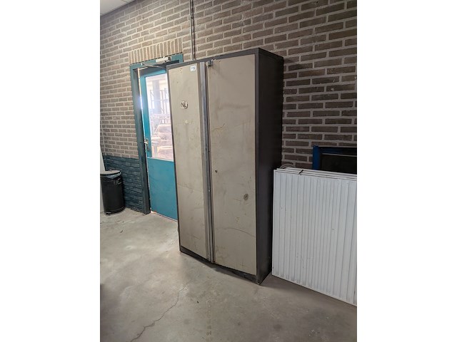 Werkplaatskast met inhoud - afbeelding 1 van  8