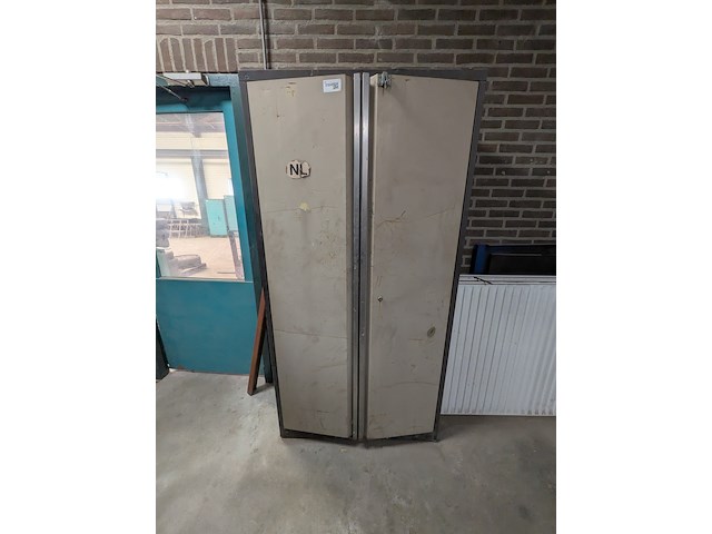 Werkplaatskast met inhoud - afbeelding 2 van  8