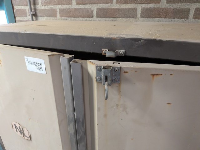 Werkplaatskast met inhoud - afbeelding 7 van  8