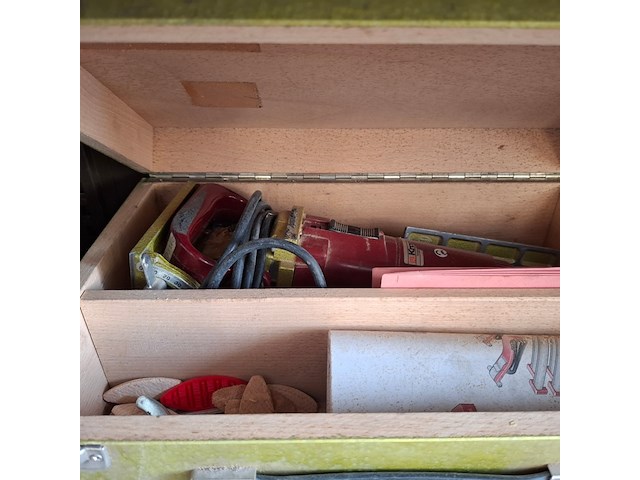 Werkplaatskast met inhoud - afbeelding 4 van  31