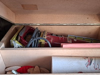 Werkplaatskast met inhoud - afbeelding 4 van  31