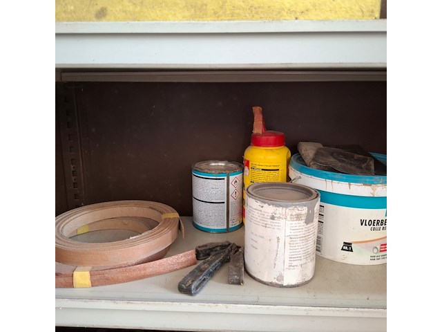 Werkplaatskast met inhoud - afbeelding 6 van  31