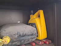 Werkplaatskast met inhoud - afbeelding 13 van  31