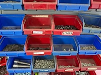 Werkplaatskast met inhoud - afbeelding 14 van  26