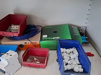 Werkplaatskast met inhoud - afbeelding 14 van  15