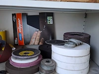 Werkplaatskast met inhoud - afbeelding 5 van  10