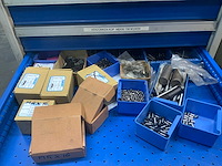 Werkplaatskast met inhoud - afbeelding 8 van  16