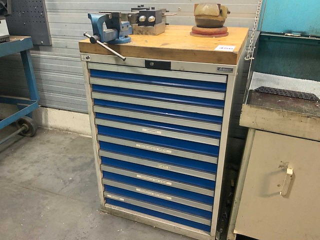 Werkplaatskast met inhoud - afbeelding 1 van  16