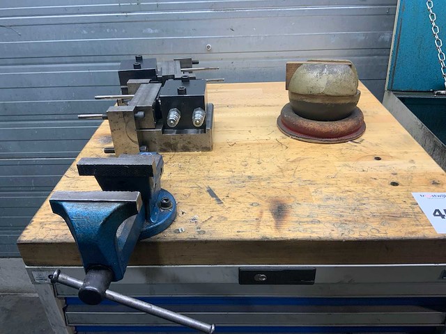 Werkplaatskast met inhoud - afbeelding 13 van  16