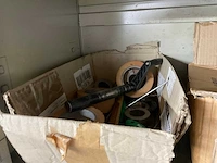 Werkplaatskast met inhoud. - afbeelding 12 van  15