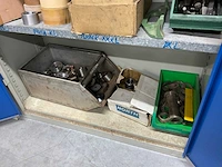 Werkplaatskast met inhoud. - afbeelding 7 van  7