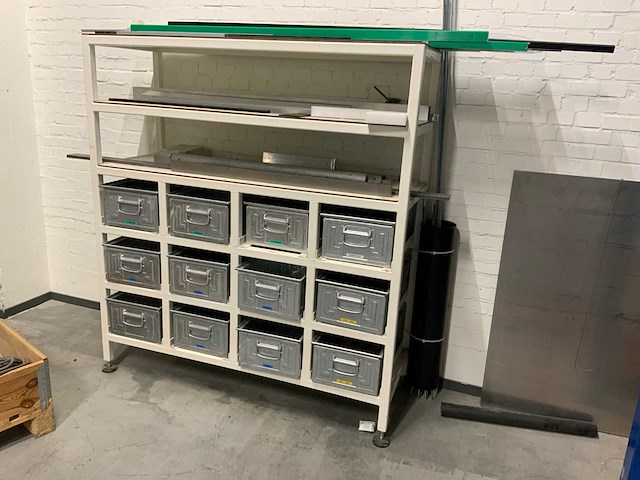 Werkplaatskast voorzien van (rvs, aluminium, kunststof ) voorraad - afbeelding 1 van  10