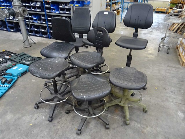 Werkplaatskruk (8x) - afbeelding 1 van  3