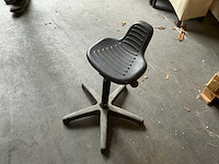 Werkplaatskruk - afbeelding 1 van  4