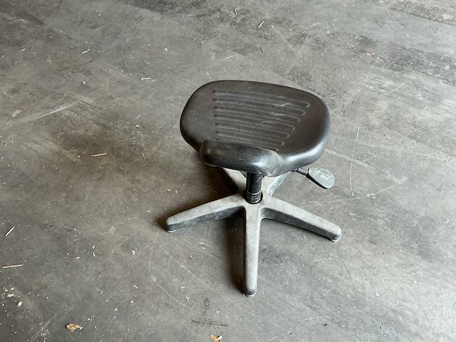 Werkplaatskruk - afbeelding 3 van  4