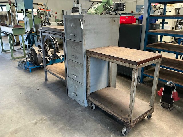 Werkplaatsmeubilair (3x) - afbeelding 1 van  8