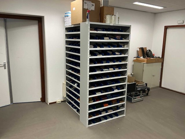 Werkplaatsmeubilair (8x) - afbeelding 12 van  30