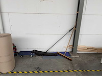 Werkplaatsmeubilair en gereedschappen - afbeelding 8 van  18