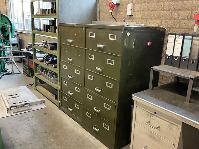 Werkplaatsmeubilair - afbeelding 2 van  6