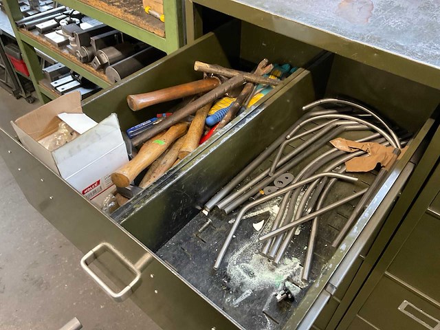 Werkplaatsmeubilair - afbeelding 4 van  6