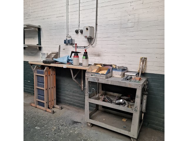 Werkplaatsopstelling - afbeelding 1 van  13