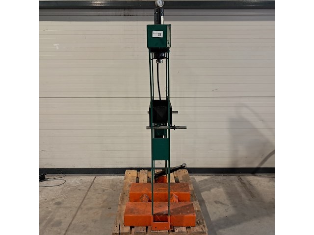 Werkplaatspers 16 ton, compac - afbeelding 6 van  13