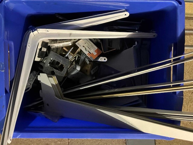 Werkplaatsstelling en kasten (3x) - afbeelding 4 van  5