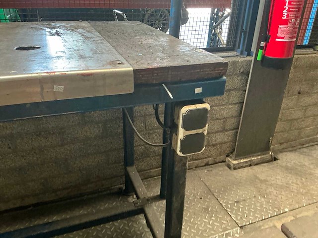 Werkplaatstafel en bureel (2x) - afbeelding 2 van  27