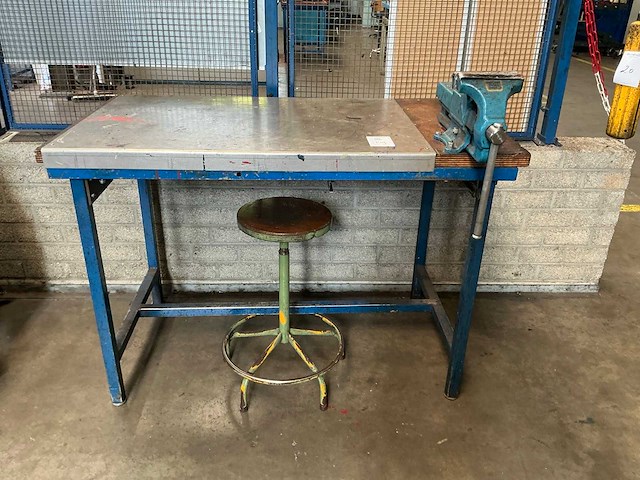 Werkplaatstafel en bureel (2x) - afbeelding 21 van  27