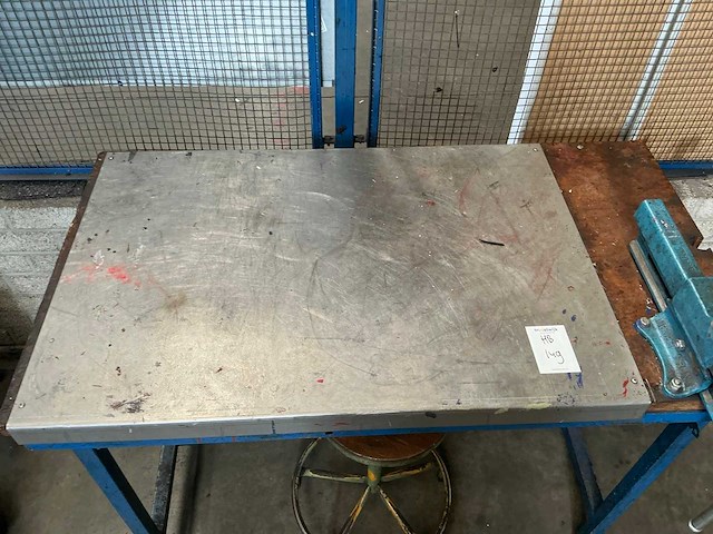 Werkplaatstafel en bureel (2x) - afbeelding 22 van  27