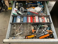 Werkplaatstafel met inhoud (2x) - afbeelding 2 van  15