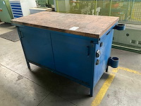 Werkplaatstafel met inhoud (2x) - afbeelding 1 van  15