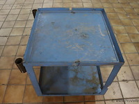 Werkplaatswagen v.v. 4 zwenkwielen - 70x66x64cm - afbeelding 1 van  6