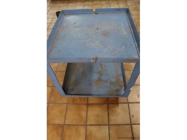 Werkplaatswagen v.v. 4 zwenkwielen - 70x66x64cm - afbeelding 2 van  6