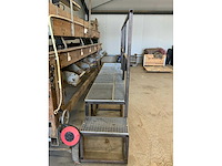 Werkplateau ten behoeve van aardappel sorteermachine - afbeelding 7 van  7