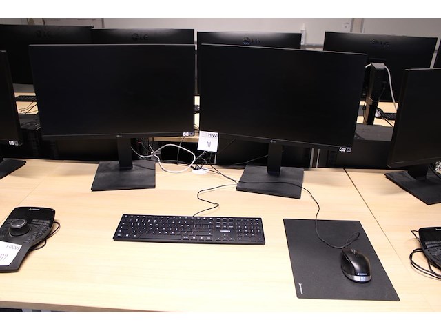 Werkstation cadware m13 mirage5 met intel core i7 13700kf processor, 32 gb ddr5-6000 intern geheugen, 5-6gb... - afbeelding 1 van  4