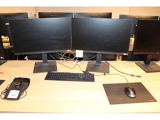 Werkstation cadware m13 mirage5 met intel core i7 13700kf processor, 32 gb ddr5-6000 intern geheugen, 5-6gb... - afbeelding 1 van  4