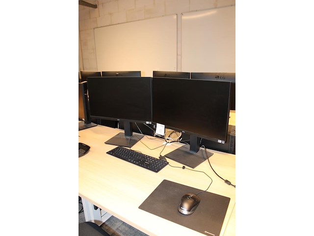 Werkstation cadware m13 mirage5 met intel core i7 13700kf processor, 32 gb ddr5-6000 intern geheugen, 5-6gb... - afbeelding 2 van  4