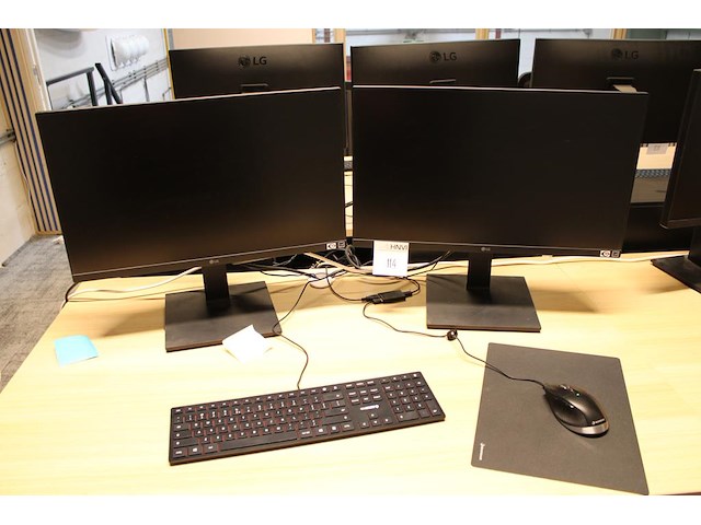 Werkstation cadware m13 mirage5 met intel core i7 13700kf processor, 32 gb ddr5-6000 intern geheugen, 5-6gb... - afbeelding 1 van  4