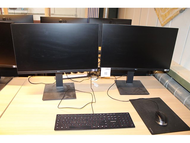 Werkstation cadware m13 mirage5 met intel core i7 13700kf processor, 32 gb ddr5-6000 intern geheugen, 5-6gb... - afbeelding 1 van  4