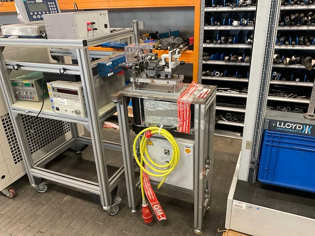Werkstation incl machine - afbeelding 1 van  9