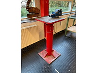 Werkstation met hefboomschaar en bankschroef - afbeelding 7 van  7