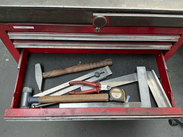 Werkstation met metalen werkbank - afbeelding 2 van  17