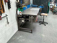 Werkstation met metalen werkbank - afbeelding 11 van  17