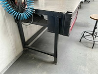 Werkstation met metalen werkbank - afbeelding 11 van  14