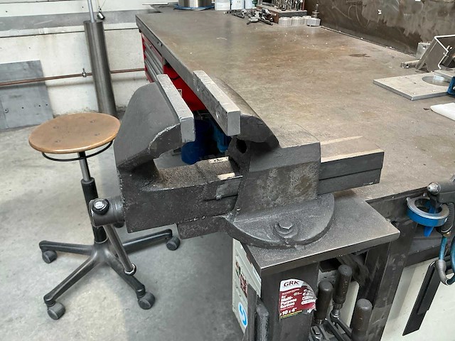 Werkstation met metalen werkbank - afbeelding 10 van  18