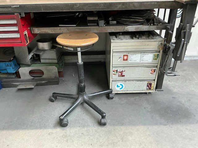 Werkstation met metalen werkbank - afbeelding 18 van  18