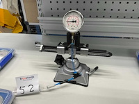 Werkstukhouder met gevulde drukmeter - afbeelding 1 van  5