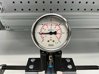 Werkstukhouder met gevulde drukmeter - afbeelding 2 van  5