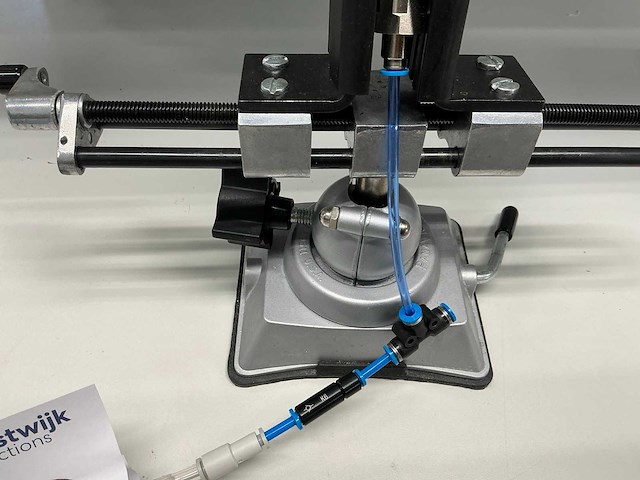 Werkstukhouder met gevulde drukmeter - afbeelding 3 van  5